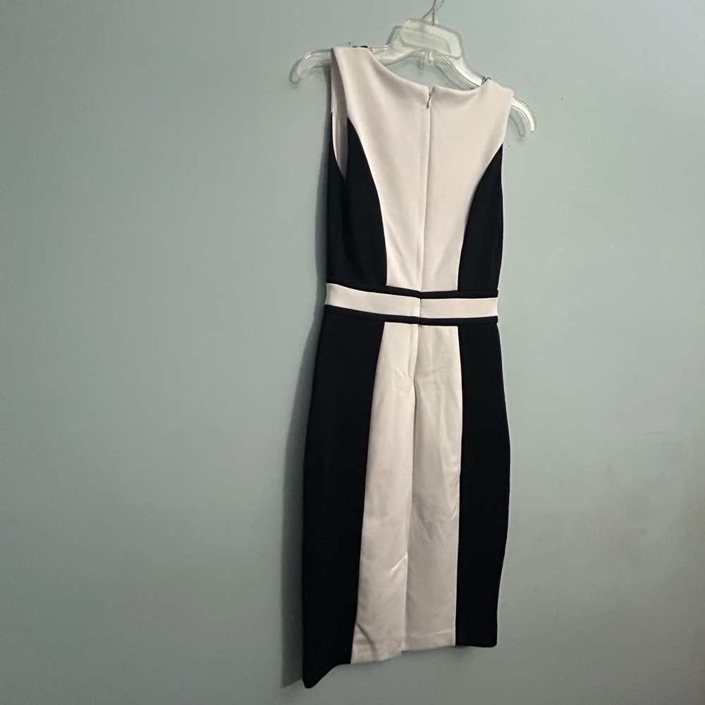 7th AVENUE DESIGN STUDIO DRESS - Picture 2 of 13
